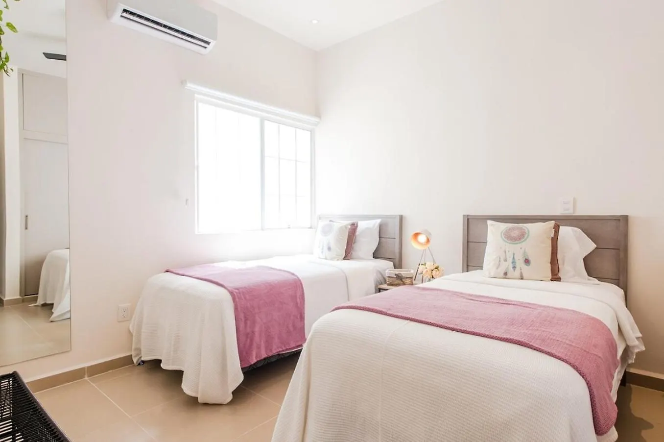 Feriehus Workation Paradise Gated, Wifi 500Mb, Gym, Pool Playa del Carmen Mexico